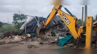 MIDC conducts an anti-encroachment drive in Chakan