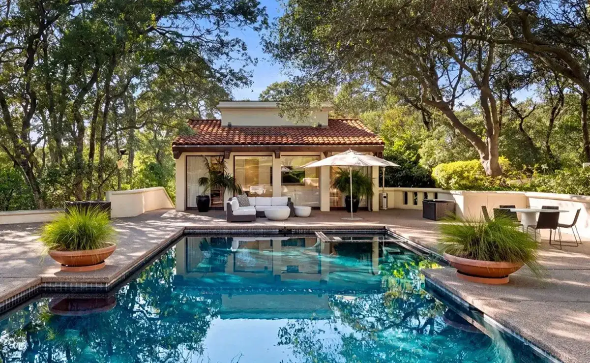 California Governor Gavin Newsom lists his $7.5 million Fair Oaks: The wider industry impact