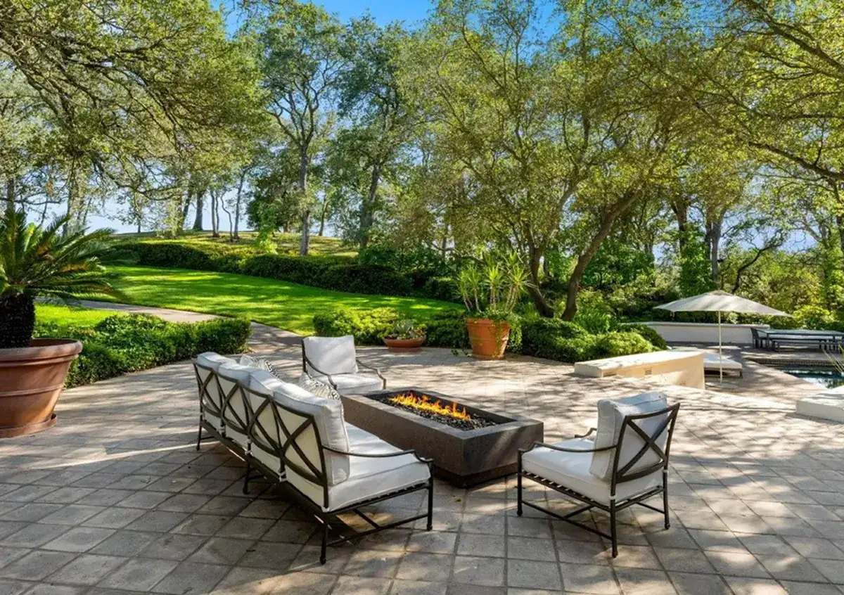 California Governor Gavin Newsom lists his $7.5 million Fair Oaks: The wider industry impact