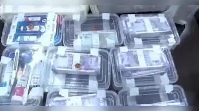 Kanpur Police arrested three alleged members of a counterfeit currency racket and seized fake