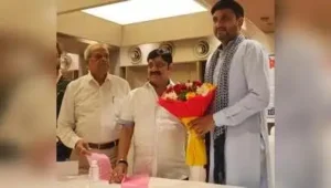 Lucknow: Uttar Pradesh BJP vice-president Neeraj Singh unveiled a tribute magazine in memory