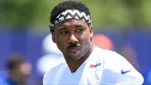 Rams officially place star pass rusher on IR, out at least 4 games — Myles Garrett injury update