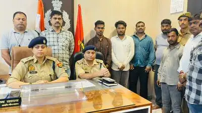 Pickpocket gang targeting rly passengers busted near Charbagh stn