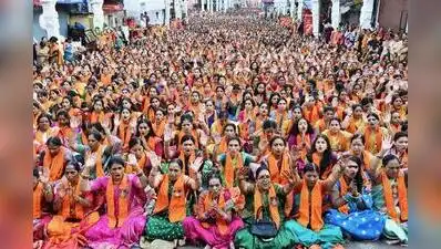 Over 35,000 women gather at Dagdusheth Ganapati pandal for Atharvashirsha recital