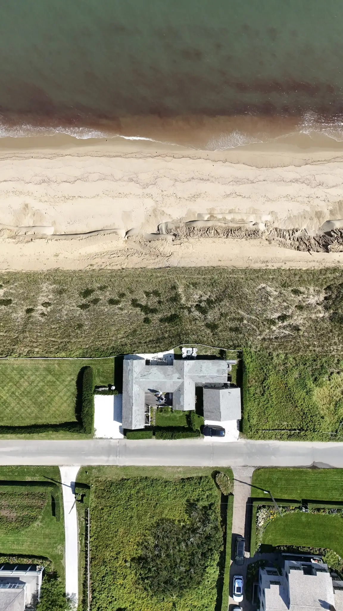 Massachusetts car dealer bought a Nantucket cottage for $899,000, said 'if I receives five years