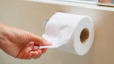 Which is the correct way, and why is one specific orientation recommended — Placing toilet