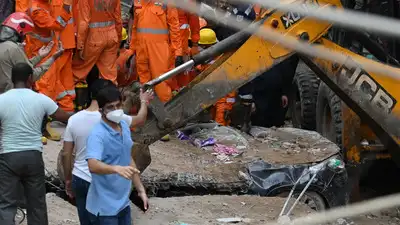 A five-storey building collapsed in Delhi's Satya Niketan, killing at least six students