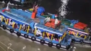 Mumbai: Ferry boat breaks down mid-sea near Gateway of India, all 38 onboard safe
