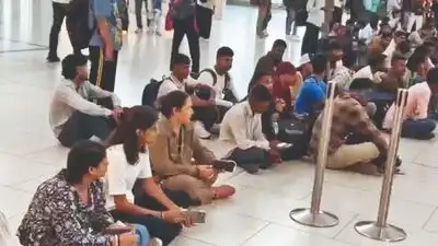Several passengers of two SpiceJet flights held a protest at Delhi airport after their flights