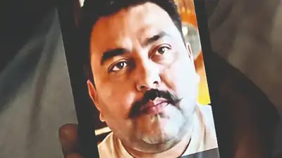 Property dealer killed in Delhi's Kalkaji, brother beaten when he rushed to spot — Late-night call
