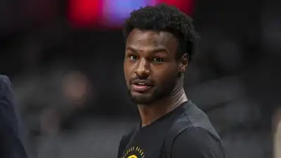 Bronny James receives JJ Redick's homework before entering 2026-27 NBA season with Luka Doncic