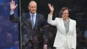 Break-in attempt at Kamala Harris' Malibu house; woman intercepted by security