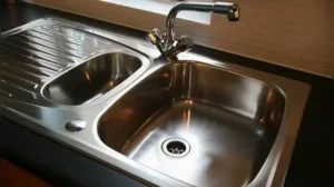 Easy tips to remove stains, grease and water marks — How to clean a stainless steel sink and make