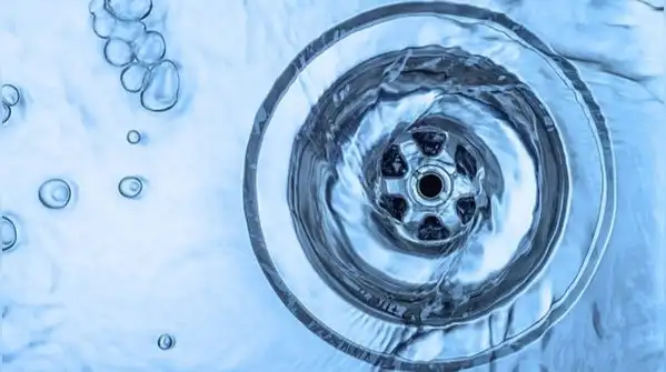Easy tips to remove stains, grease and water marks — How to clean a stainless steel sink and make
