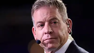 Did Troy Aikman disagree with Ben Johnson's call? The Chicago Bears coach confronts scrutiny