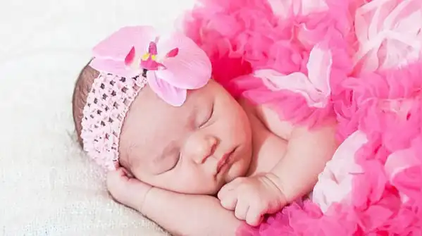Here are 20 short names, ten for girls and ten for boys, each carrying a meaning well worth
