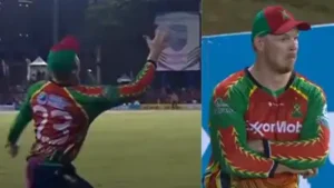 Glenn Phillips pulls off unbelievable one-handed catch (Screengrab)