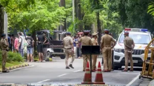 IIT Bombay's Faculty Forum supports Professor Suryanarayana Doolla after a student's death