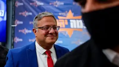 Ben-Gvir tells Salameh that the prison conditions are those he imposed before saying, “I want