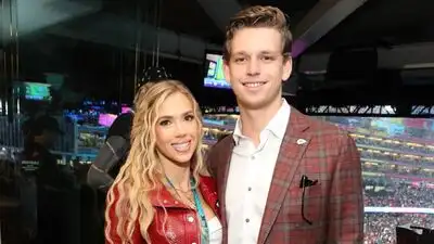 Kansas City Chiefs heiress Gracie Hunt gives fans a glimpse into her day out with fiancé Derek