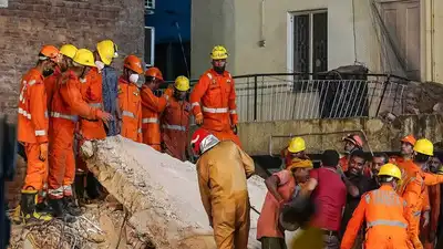 After Satya Niketan PG collapse, MCD orders immediate sealing of all illegal 4+ floor buildings