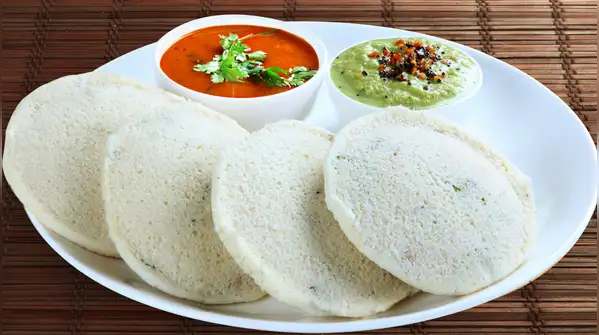 Good thatte idli starts with getting the soaking right — Here is the simple step-by-step recipe
