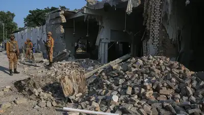 Death toll mounts to 31 in suicide blast at Pakistan police compound, several still critical