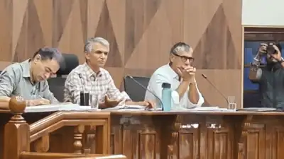 Bengaluru Development minister Krishna Byre Gowda raps officials on poor monitoring of road