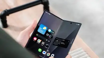 Launch Date When is the Samsung Galaxy Z Fold 8 expected to launch?: The wider industry impact