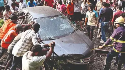Days after BMW plunge, Navi Mumbai teen's Honda City skids 70ft down hill, tells the tale — 'Bunked