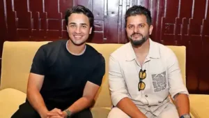 A relaxed Lucknow soirée — Melodies, mates & match talk