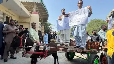 PTI MPA Sajjad Ali and other lawmakers rode donkey carts from areas near the assembly to its
