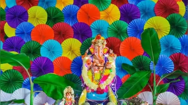 Here are a few decoration ideas worth considering as you plan your Ganpati setup this year
