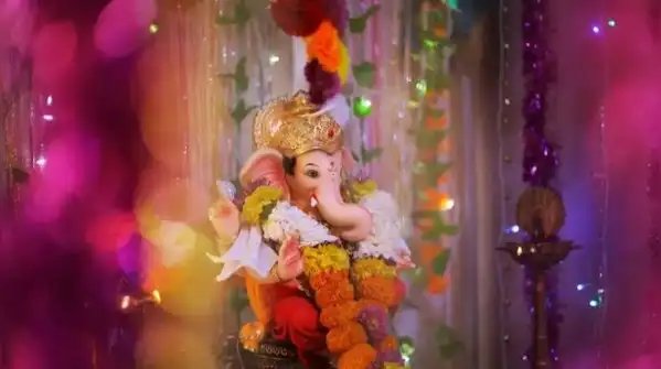 Here are a few decoration ideas worth considering as you plan your Ganpati setup this year
