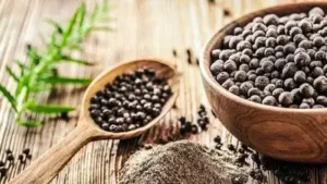 Just a touch of black pepper can make an enormous difference to the nutritional value of food