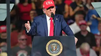 US President Donald Trump paused a campaign rally in Gastonia, North Carolina, on Wednesday