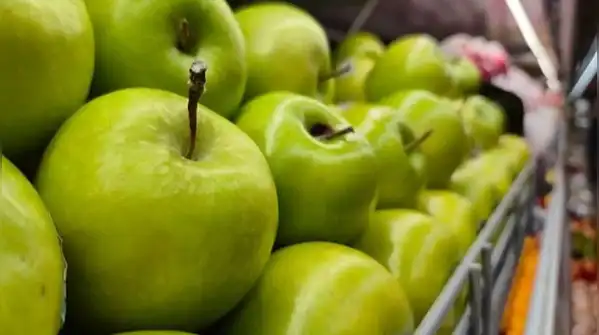 A practical guide to buy sweet apples: 5 simple tips to pick the sweetest and freshest ones