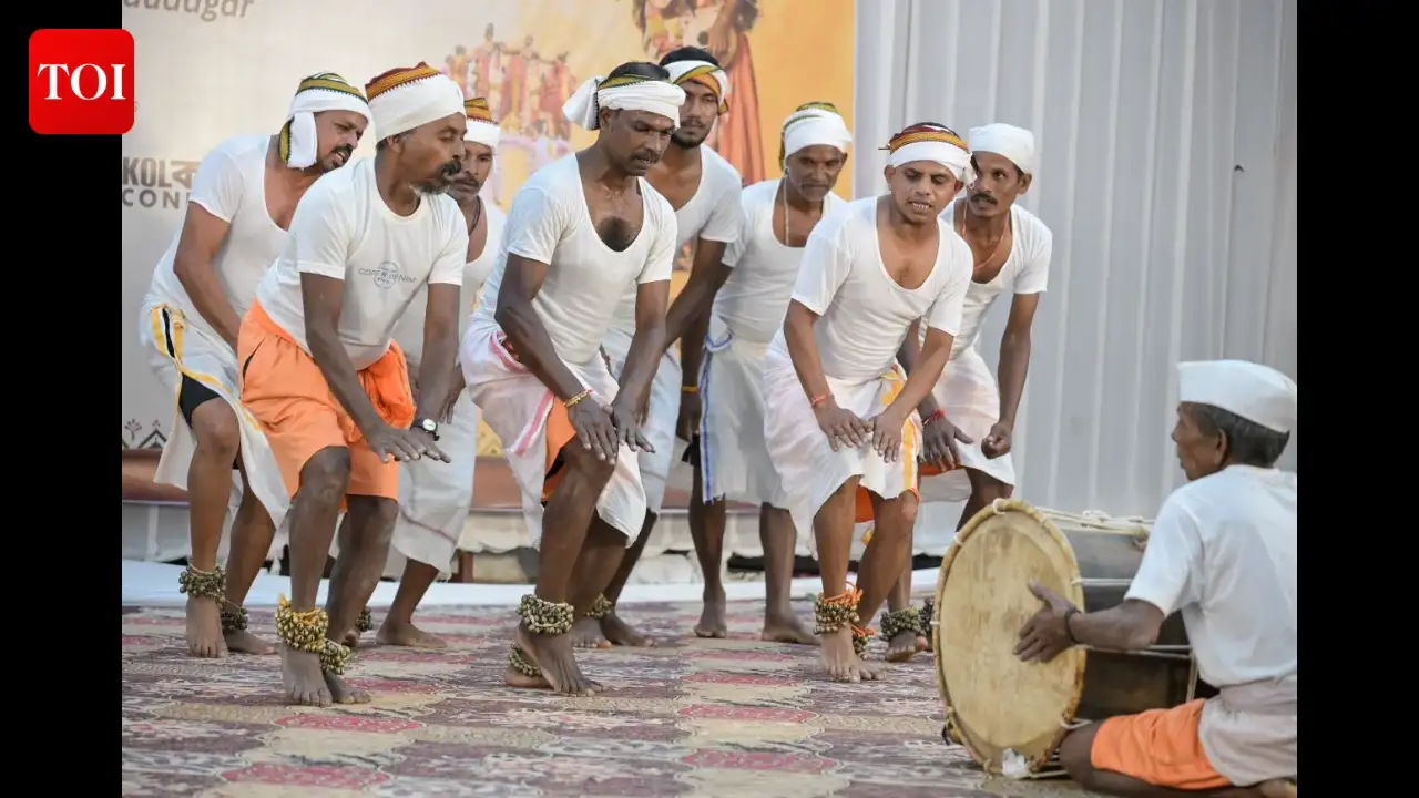 A practical guide to celebrating a cultural tapestry of Bengal and Maharashtra
