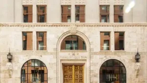 Denver’s bank building at 821 17th Street remains completely vacant: The wider industry impact