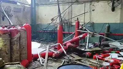 One person died and four others were injured after an oxygen cylinder exploded at a godown