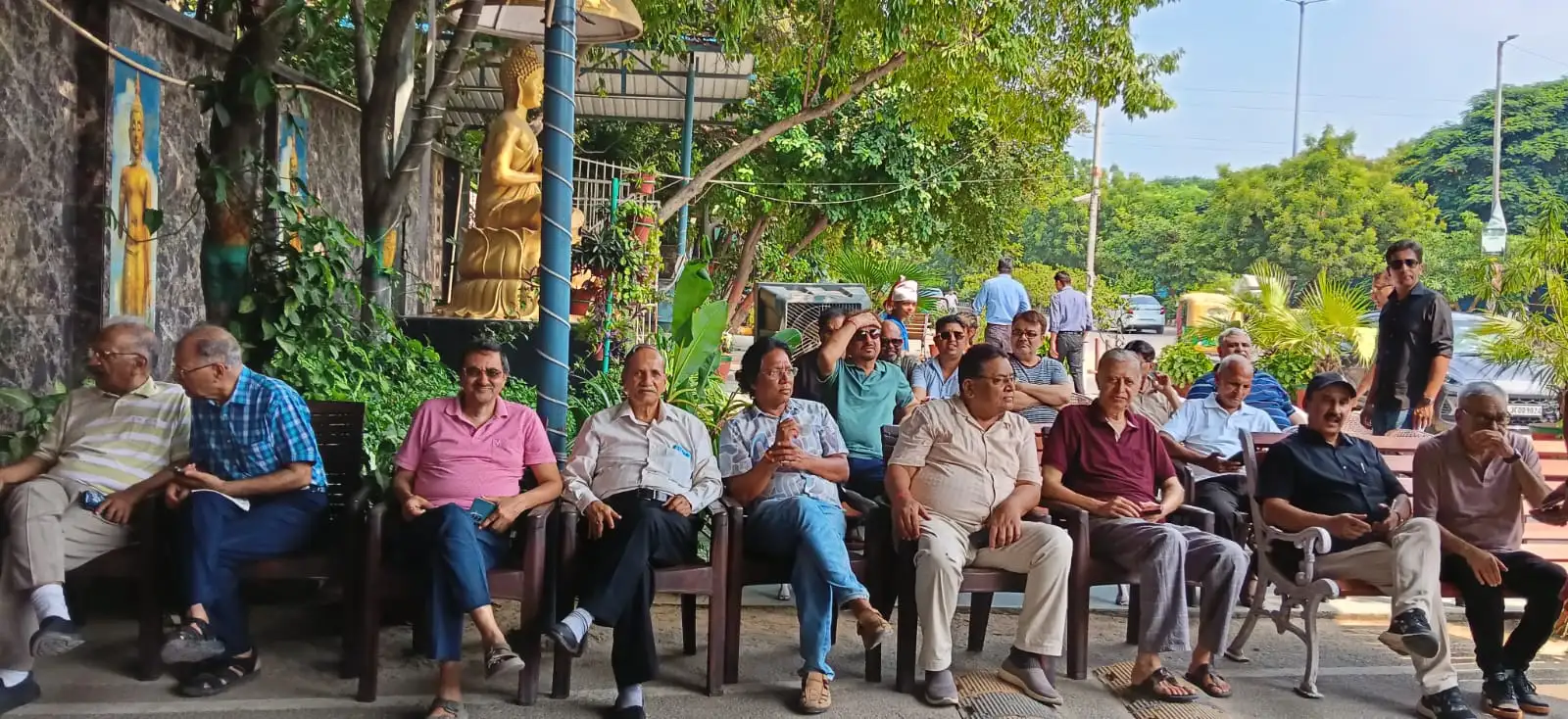 Residents of the Narmada-Saraswati housing complex in Vasant Kunj staged a protest