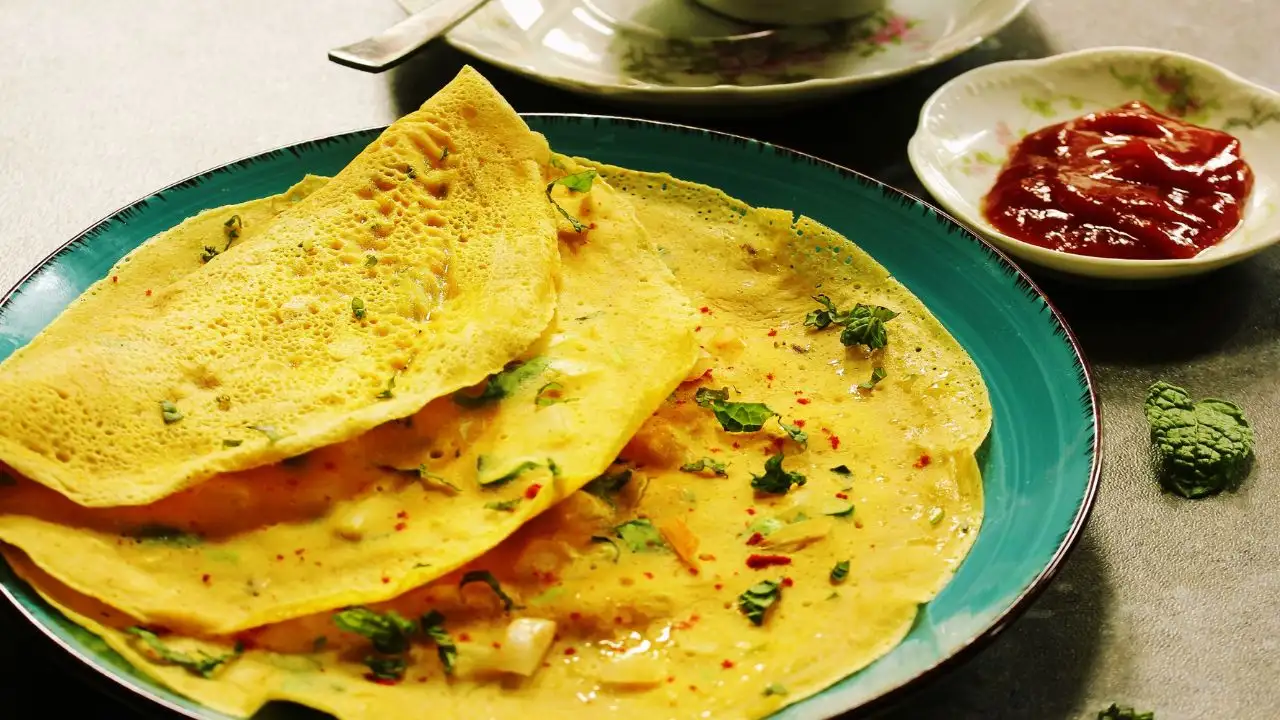 In most Indian homes, besan ka chilla is a familiar breakfast staple