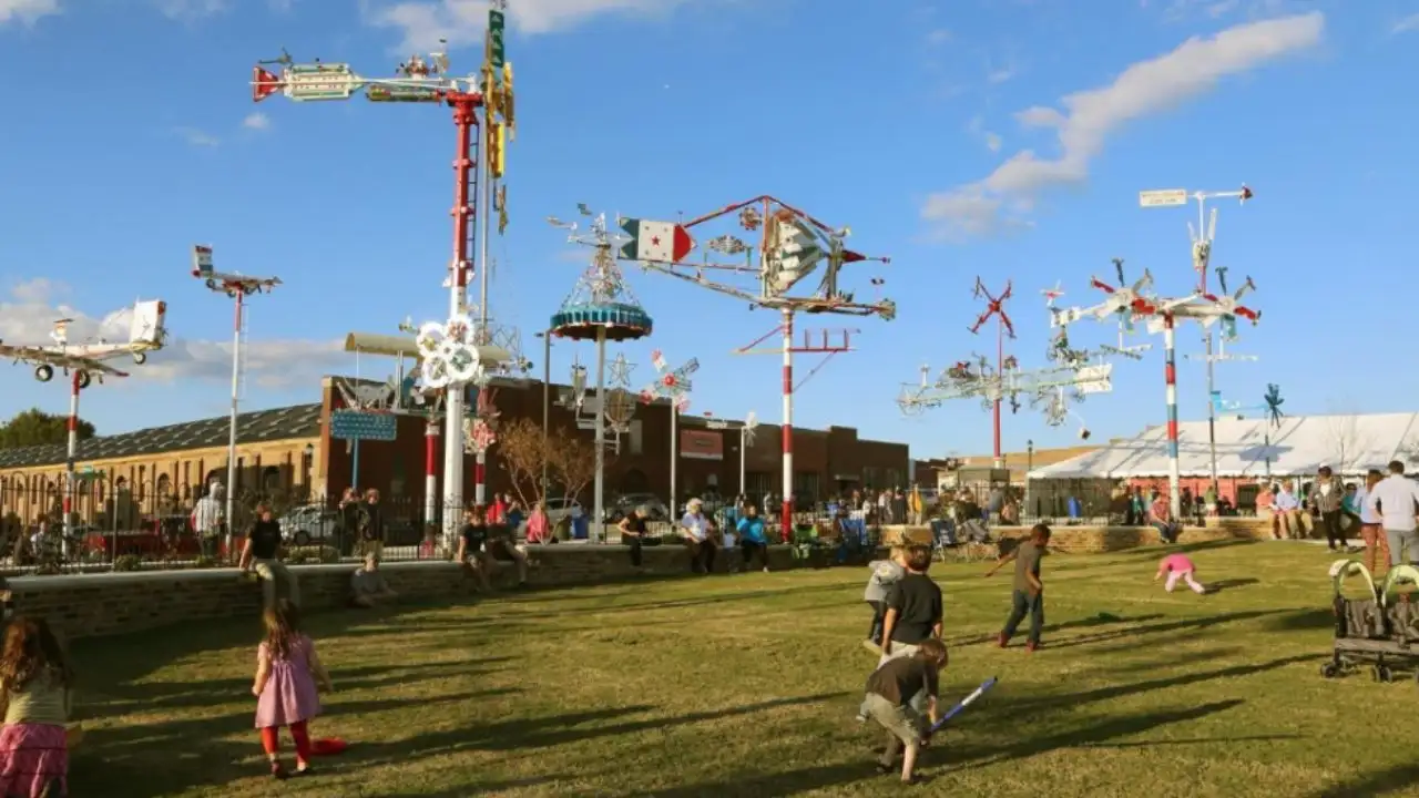 But the sculptures he built from scrap continue to form the centrepiece of downtown Wilson