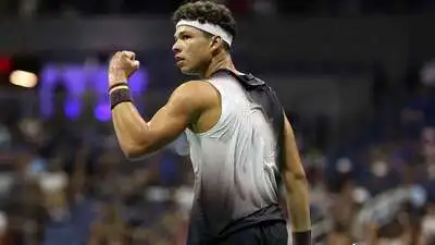 USA's Ben Shelton produced a stunning performance to beat defending champion Carlos Alcaraz