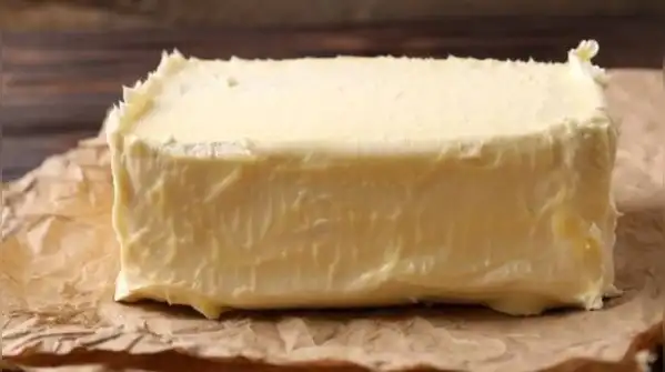 Here's a straightforward, step-by-step way to make fresh, unsalted butter right in your own