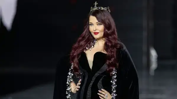 Aishwarya Rai Bachchan had to be the ultimate queen on the runway