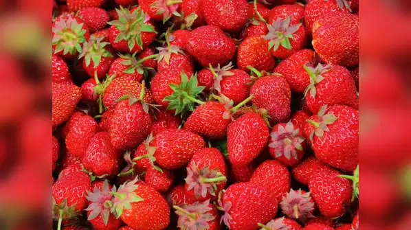 Instead, fruits such as guava, kiwi, oranges, strawberries and papaya provide vitamin C