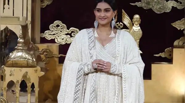 Sonam Kapoor showed that the term ‘dressed up’ has a whole new meaning when she arrived at Abu
