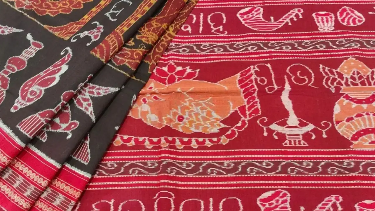 At first glance, Odisha’s Pasapalli saree may look like a beautifully arranged chessboard woven