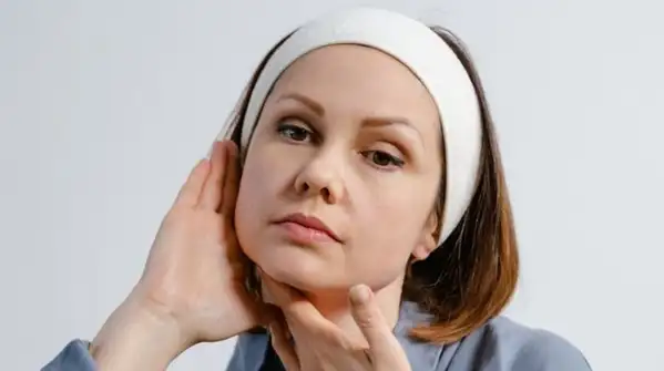 However, the problem may not be the jawline after all; your chin may be the main culprit, since